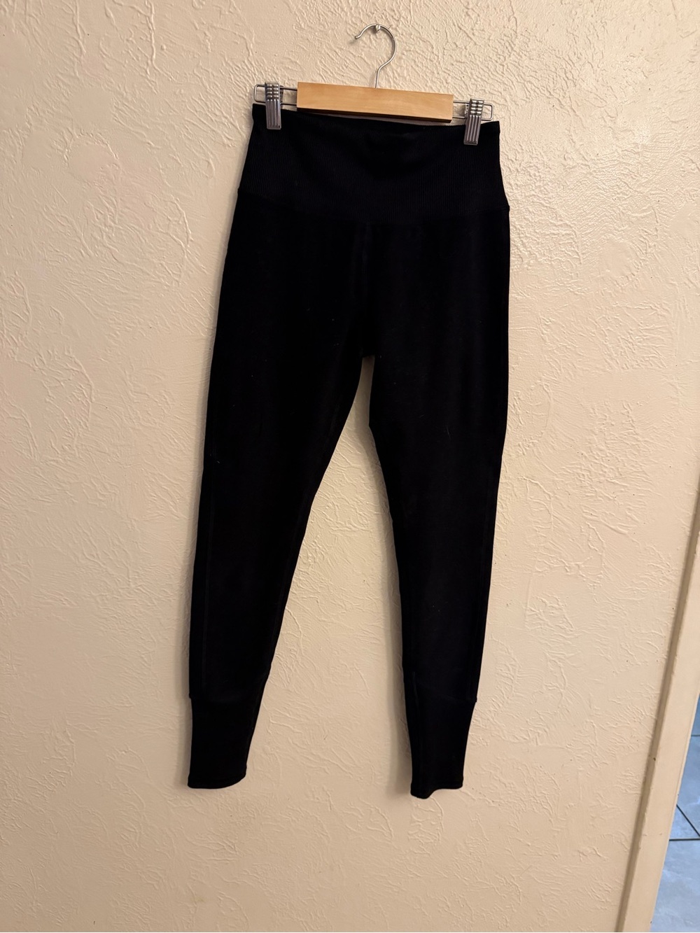 ALO Yoga Kids Black High-Waist Leggings